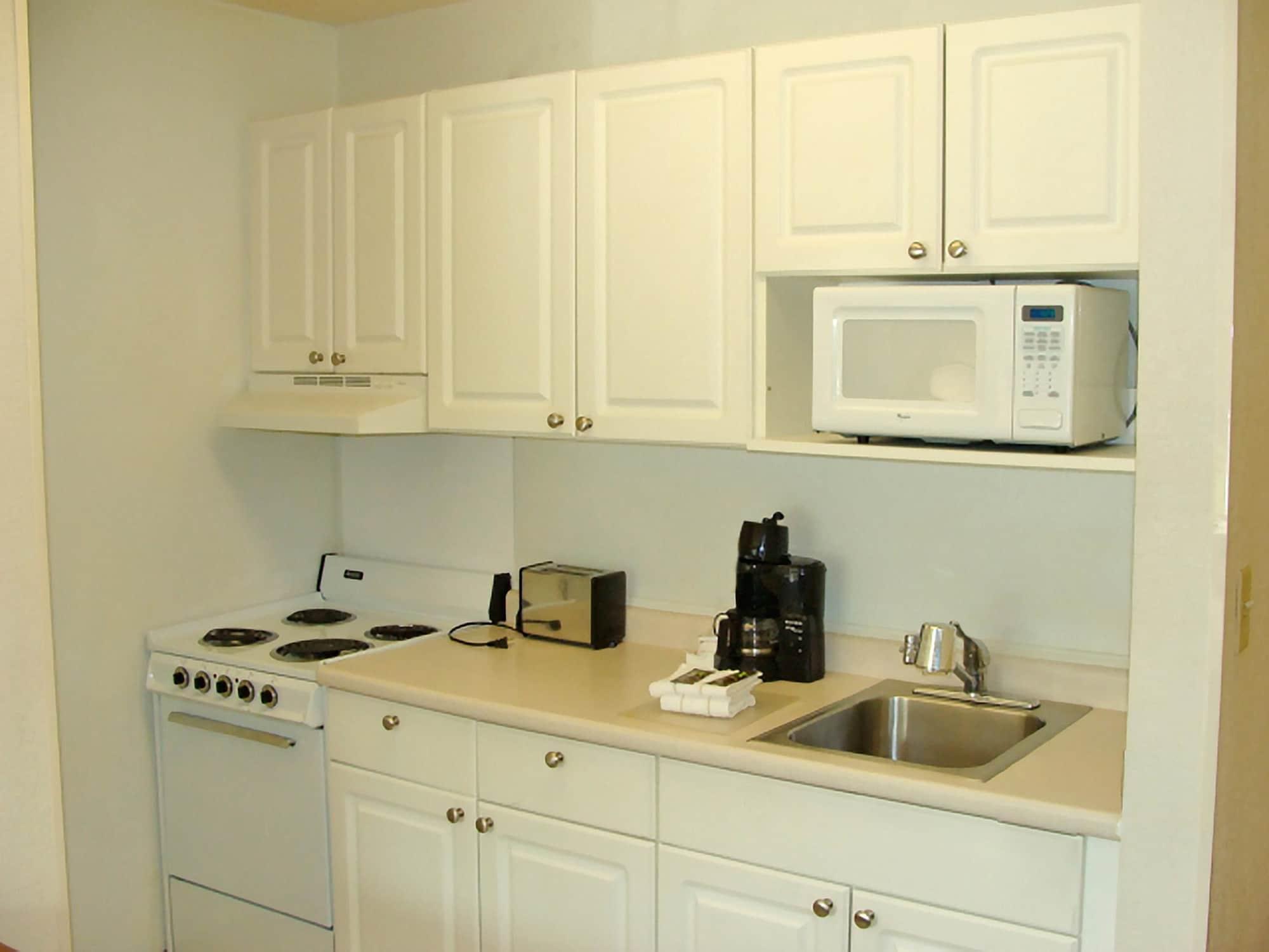 Suburban Studios Copley Akron West Екстериор снимка