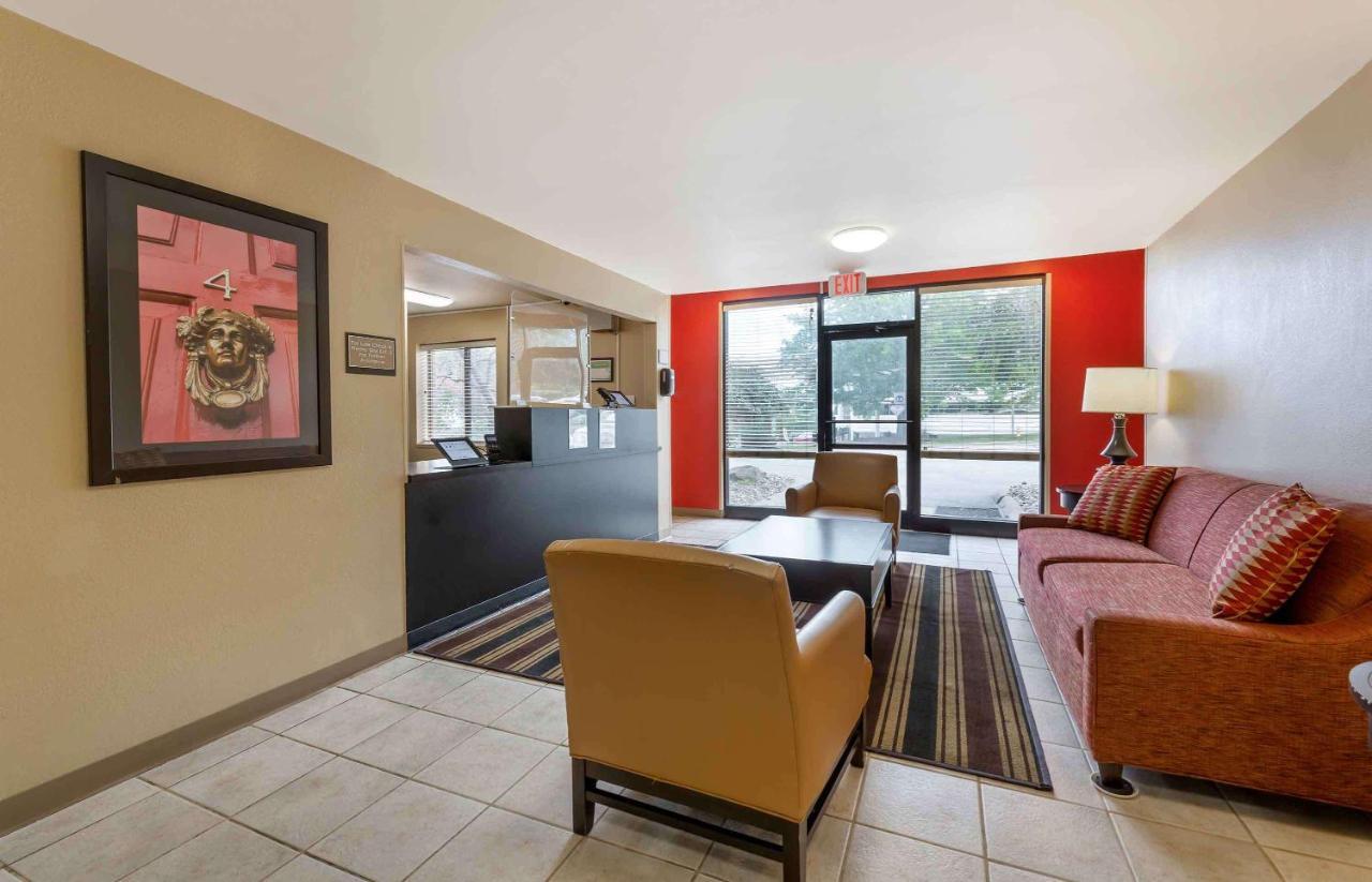Suburban Studios Copley Akron West Екстериор снимка