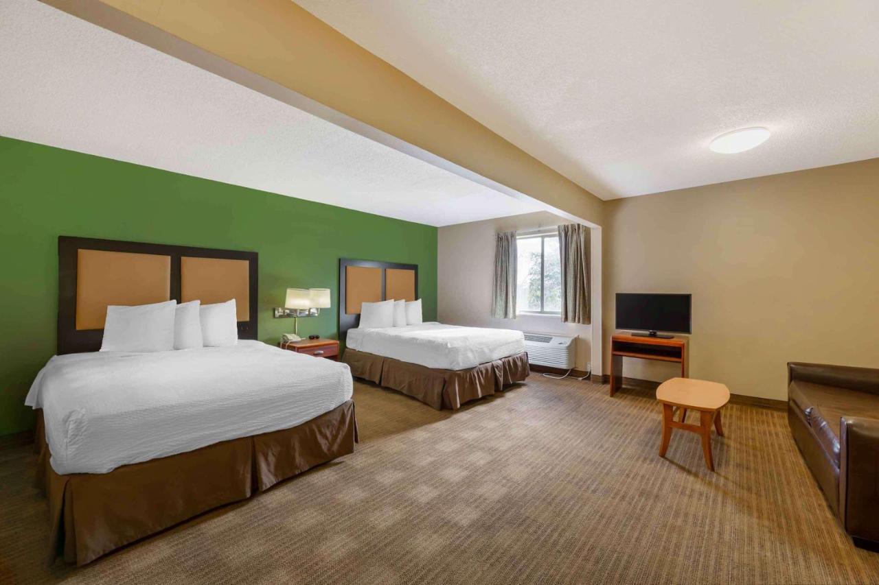 Suburban Studios Copley Akron West Екстериор снимка