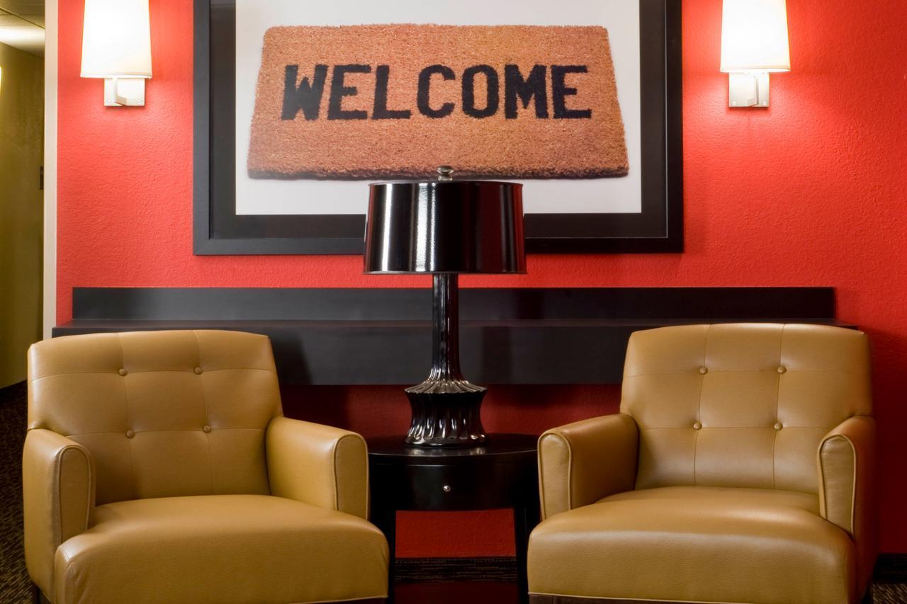 Suburban Studios Copley Akron West Екстериор снимка